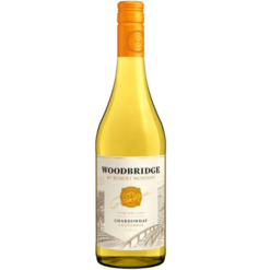 Rượu vang Woodbridge by robert mondavi chardonnary